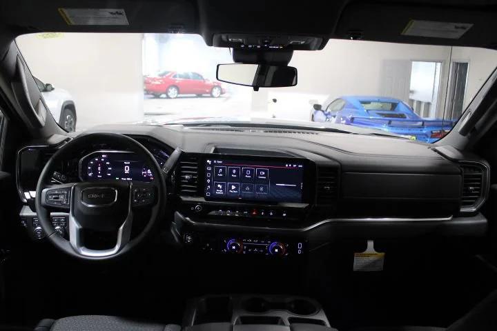 2026 GMC Sierra 1500 Crew Cab, Short Bed, SLE, 4WD