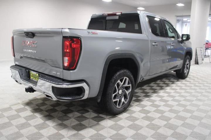 2026 GMC Sierra 1500 Crew Cab, Short Bed, SLE, 4WD