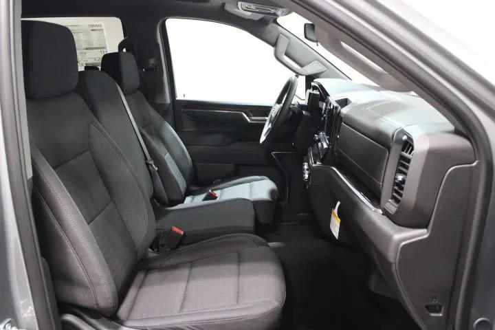 2026 GMC Sierra 1500 Crew Cab, Short Bed, SLE, 4WD