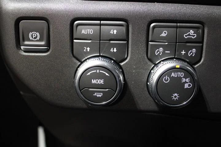 2026 GMC Sierra 1500 Crew Cab, Short Bed, SLE, 4WD