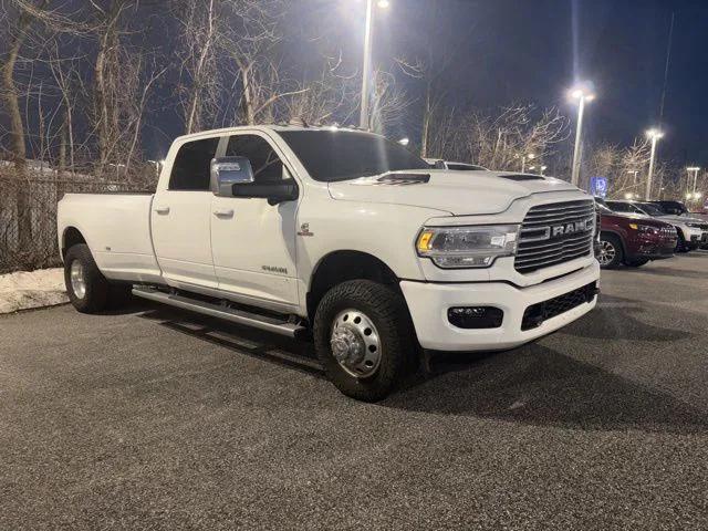 2023 RAM 3500 Laramie Crew Cab 4x4 8 Box