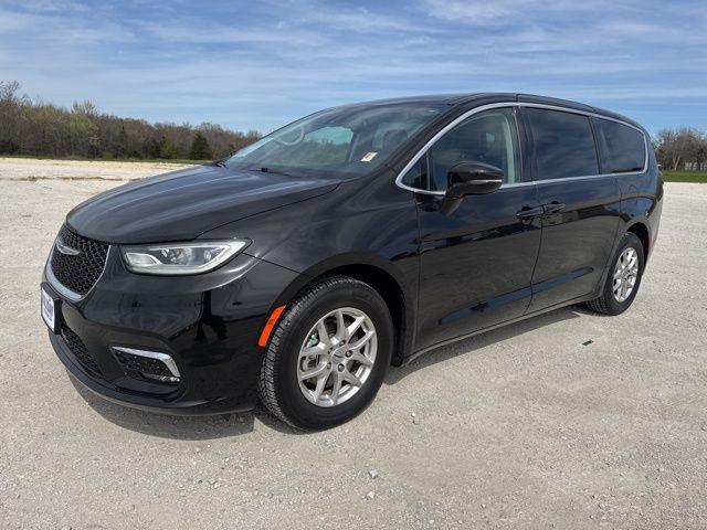 2024 Chrysler Pacifica Touring L for sale in Graham, TX