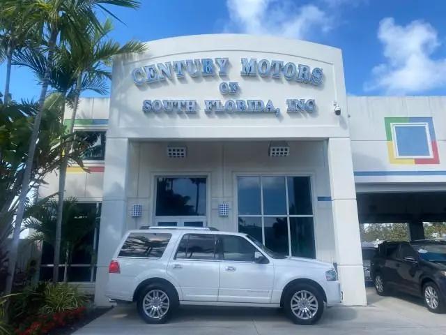 2013 Lincoln Navigator Base for sale in Pompano Beach, FL