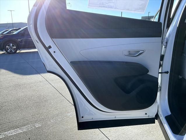 2026 Hyundai Tucson Hybrid SEL