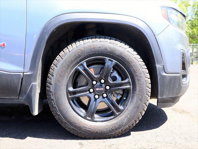 2022 GMC Acadia AWD AT4
