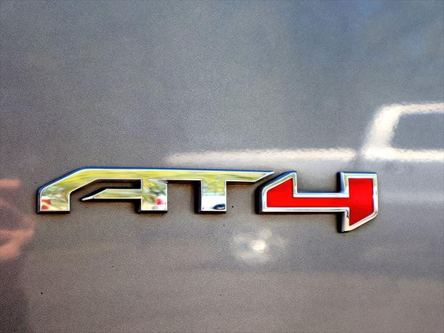 2022 GMC Acadia AWD AT4