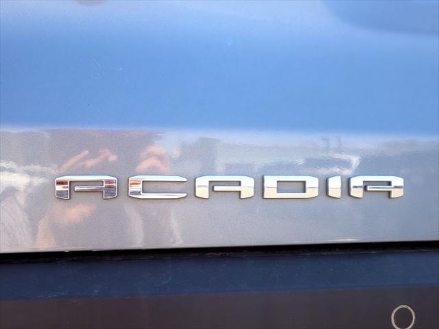 2022 GMC Acadia AWD AT4