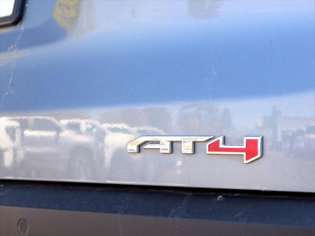 2022 GMC Acadia AWD AT4