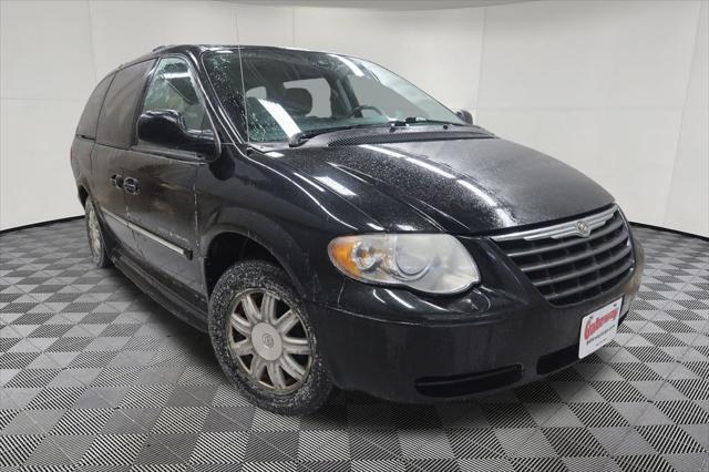 2006 Chrysler Town & Country Touring
