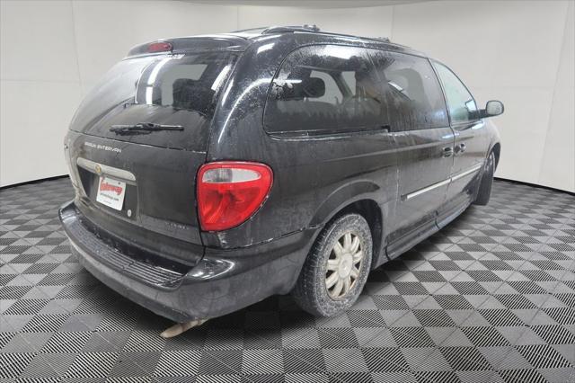 2006 Chrysler Town & Country Touring