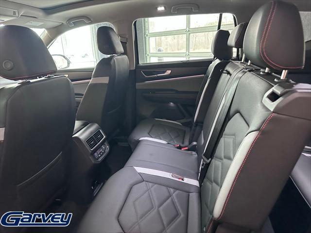 2026 Volkswagen Atlas Peak Edition