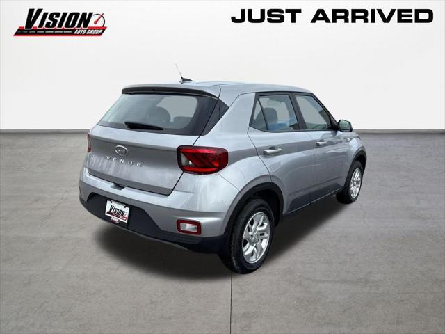 2026 Hyundai Venue SE