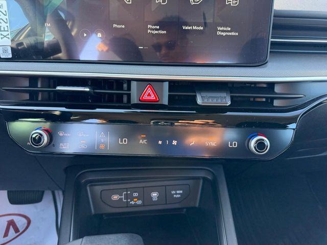 2026 Kia K5 LXS FWD