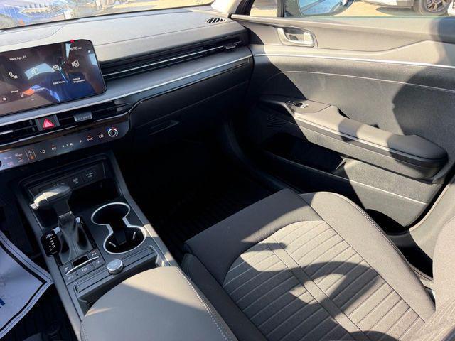 2026 Kia K5 LXS FWD