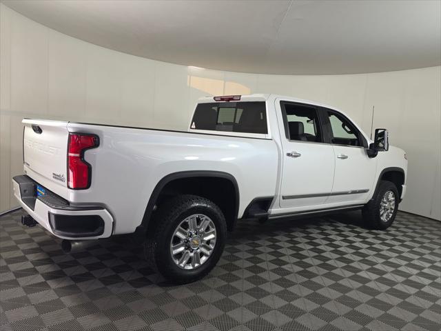 2025 Chevrolet Silverado 2500HD 4WD Crew Cab Standard Bed High Country