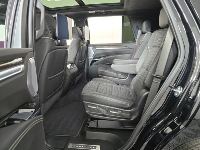 2025 Cadillac Escalade Sport Platinum