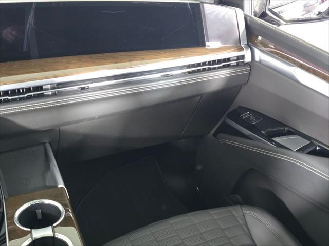 2025 Cadillac Escalade Sport Platinum