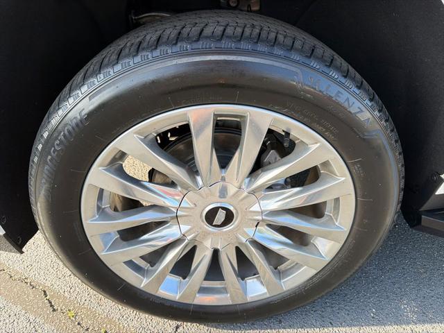 2023 Cadillac Escalade 2WD Premium Luxury