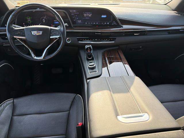 2023 Cadillac Escalade 2WD Premium Luxury