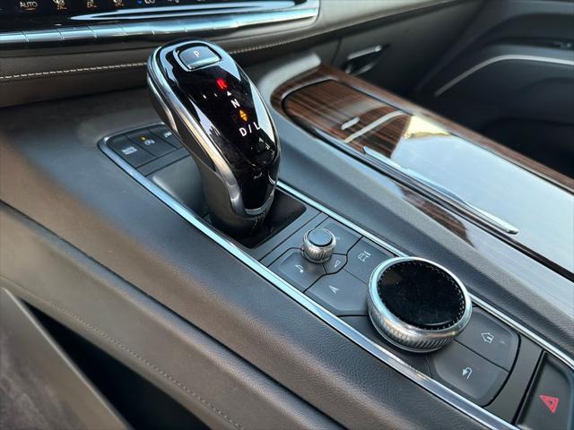 2023 Cadillac Escalade 2WD Premium Luxury