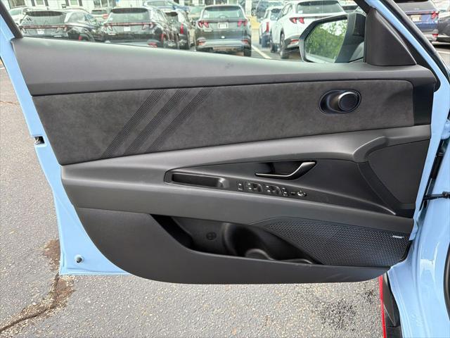 2026 Hyundai Elantra Base