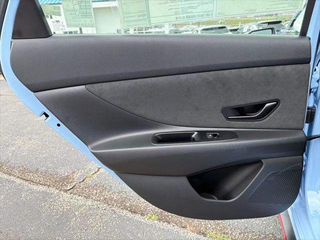 2026 Hyundai Elantra Base