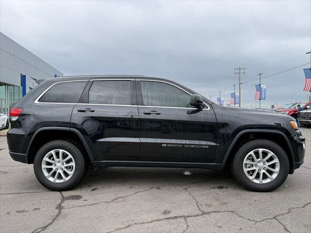 2022 Jeep Grand Cherokee Laredo E 4x4