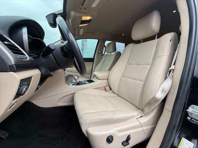 2022 Jeep Grand Cherokee Laredo E 4x4