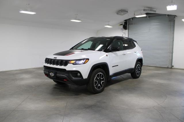 2025 Jeep Compass Trailhawk 4x4