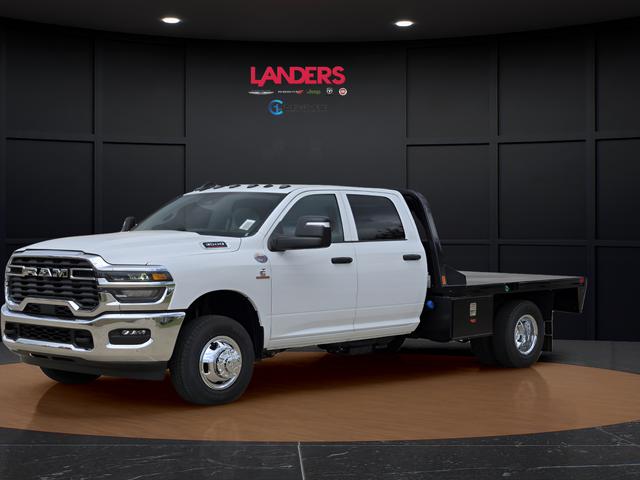 2026 RAM Ram 3500 Chassis Cab RAM 3500 TRADESMAN CREW CAB CHASSIS 4X4 60 CA