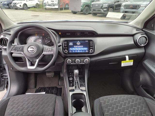 2024 Nissan Kicks SV Xtronic CVT