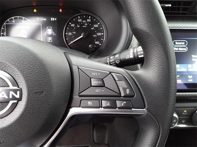 2024 Nissan Kicks SV Xtronic CVT