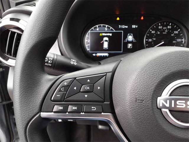 2024 Nissan Kicks SV Xtronic CVT