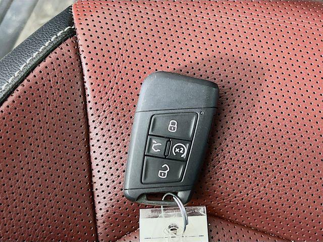 2022 Volkswagen Atlas Cross Sport 3.6L V6 SEL Premium R-Line