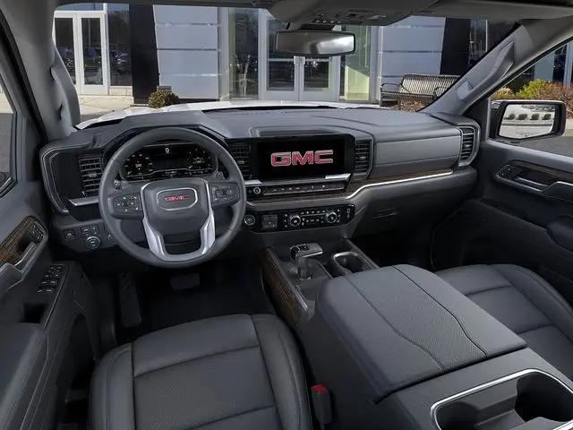 2026 GMC Sierra 1500 Crew Cab, Short Bed, SLT, 4WD