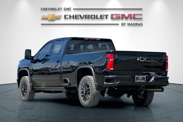 2026 Chevrolet Silverado 3500HD Crew Cab, Long Bed, High Country Dual Rear Wheel, RWD