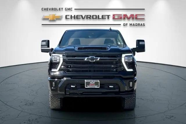2026 Chevrolet Silverado 3500HD Crew Cab, Long Bed, High Country Dual Rear Wheel, RWD