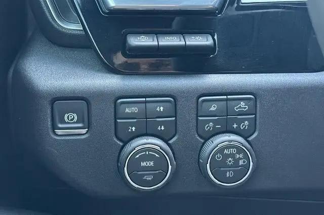 2026 Chevrolet Silverado 3500HD Crew Cab, Long Bed, High Country Dual Rear Wheel, RWD