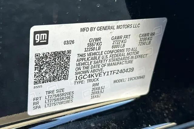 2026 Chevrolet Silverado 3500HD Crew Cab, Long Bed, High Country Dual Rear Wheel, RWD