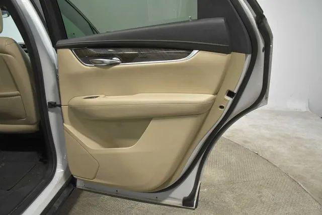 2020 Cadillac XT5 FWD Premium Luxury