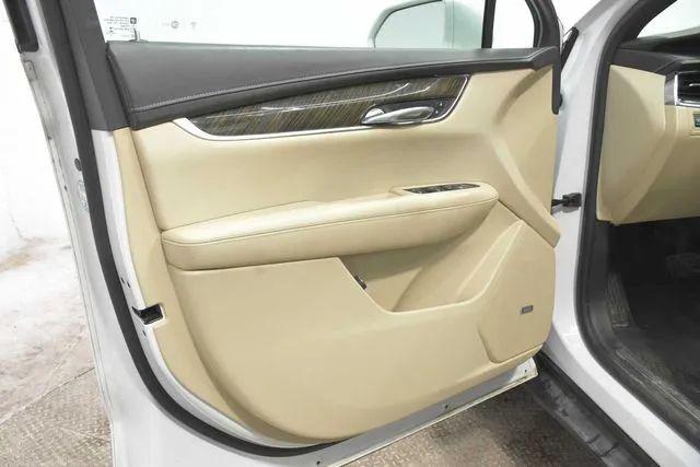 2020 Cadillac XT5 FWD Premium Luxury