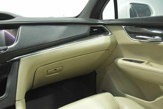 2020 Cadillac XT5 FWD Premium Luxury