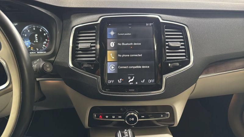 2018 Volvo XC90 T6 Momentum