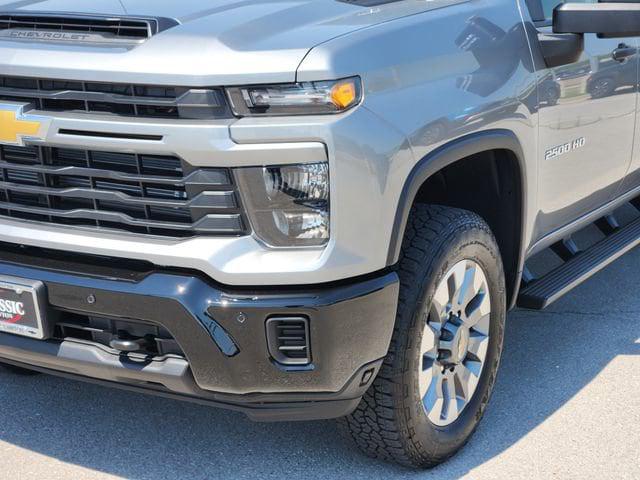 2026 Chevrolet Silverado 2500HD Crew Cab, Standard Bed, WT, 4WD