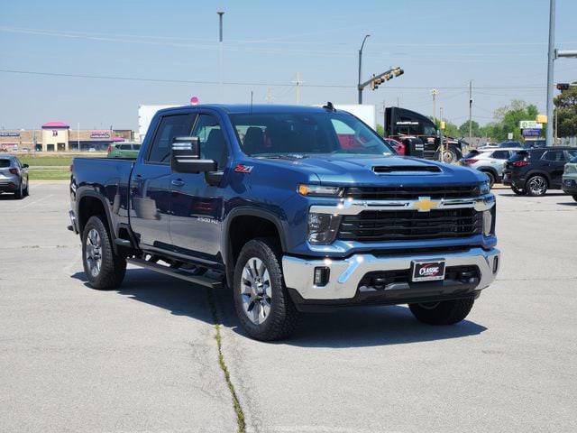 2026 Chevrolet Silverado 2500HD Crew Cab, Standard Bed, LT, 4WD