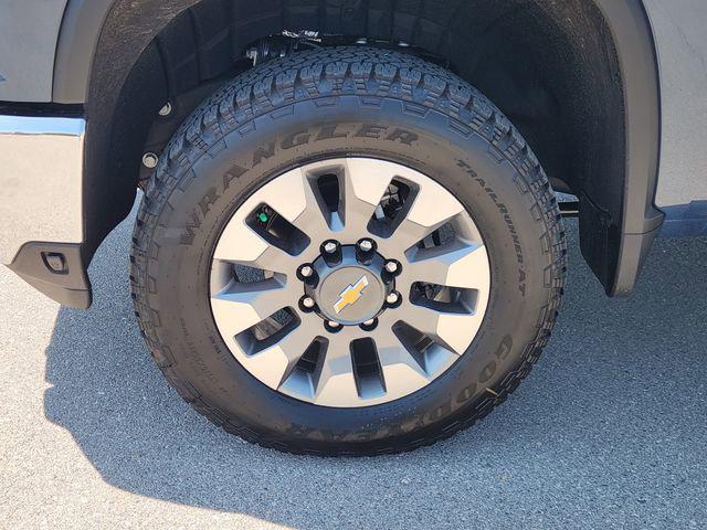 2026 Chevrolet Silverado 2500HD Crew Cab, Standard Bed, LT, 4WD