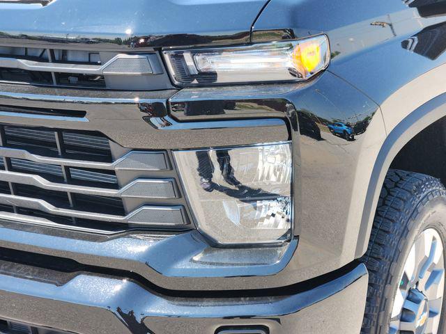 2026 Chevrolet Silverado 2500HD Crew Cab, Standard Bed, WT, 4WD