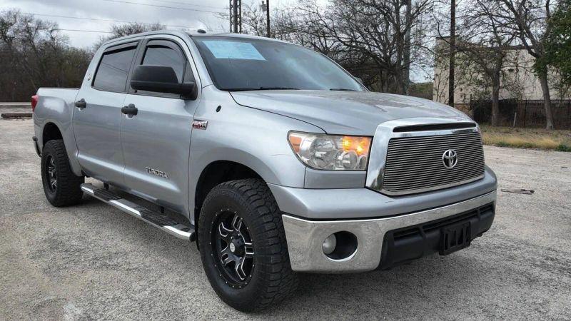 2013 Toyota Tundra Grade 5.7L V8