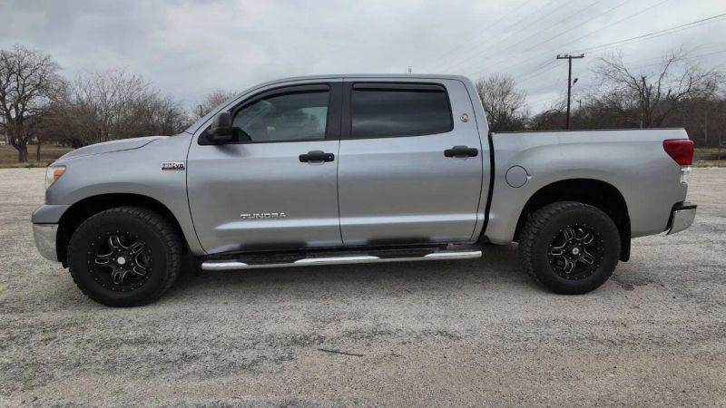 2013 Toyota Tundra Grade 5.7L V8