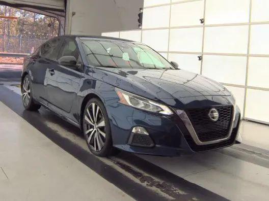 2021 Nissan Altima SR FWD